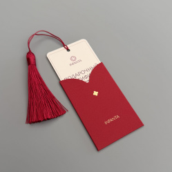 Сертификат на 5 000 ₽ в красном кармашке